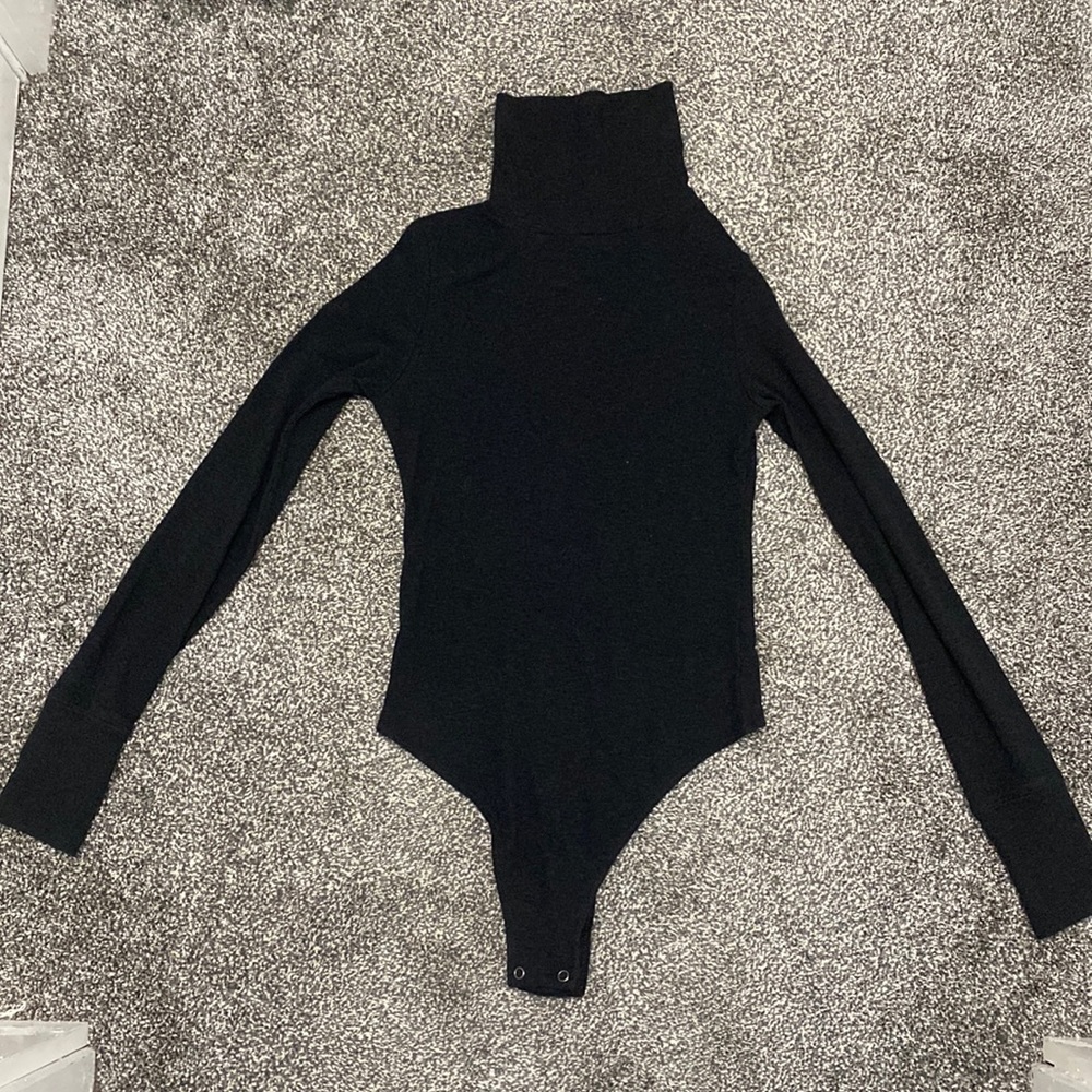 XS Aerie longsleeve bodysuit